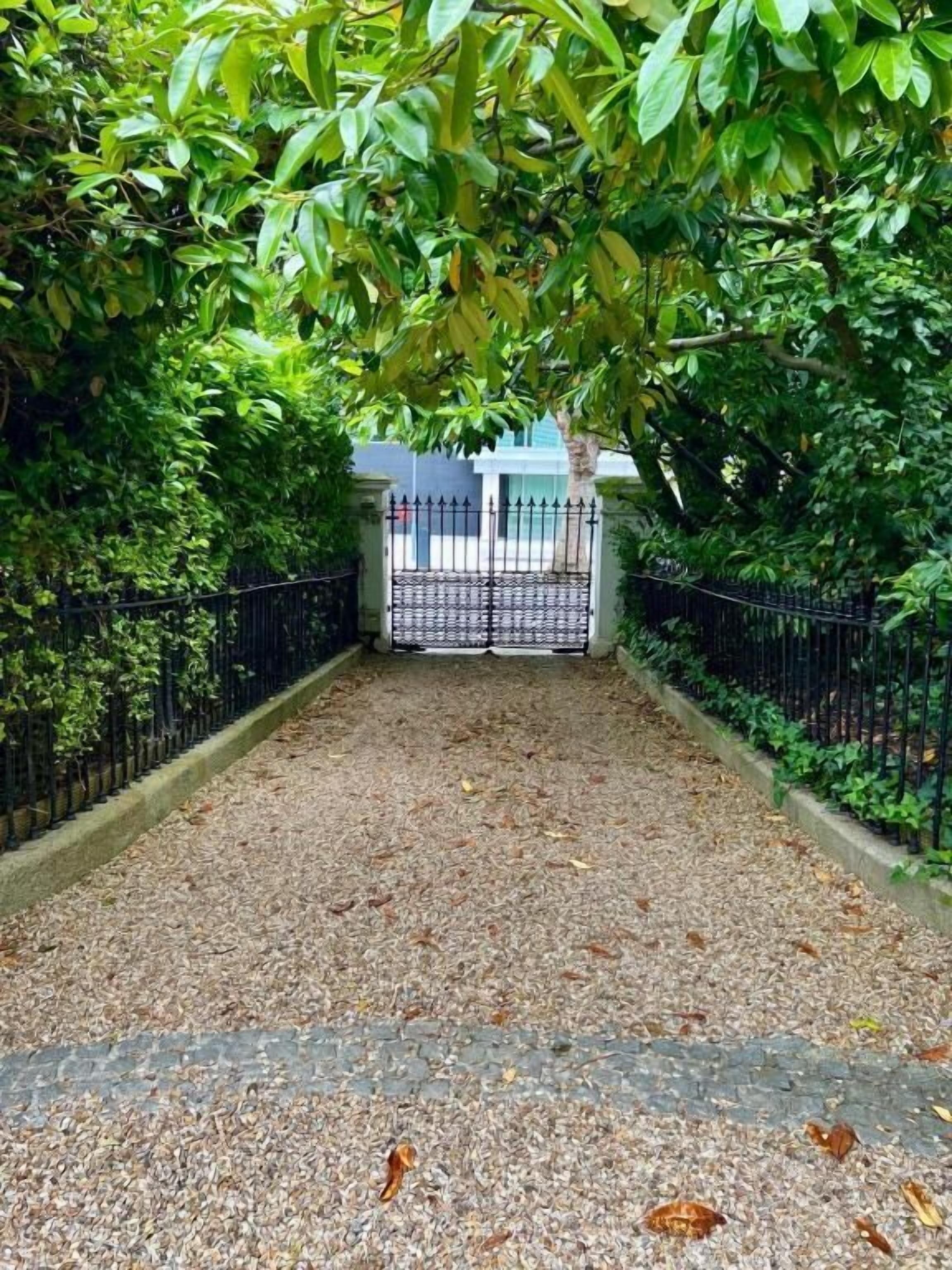 Burlington Townhouse — Photos 3